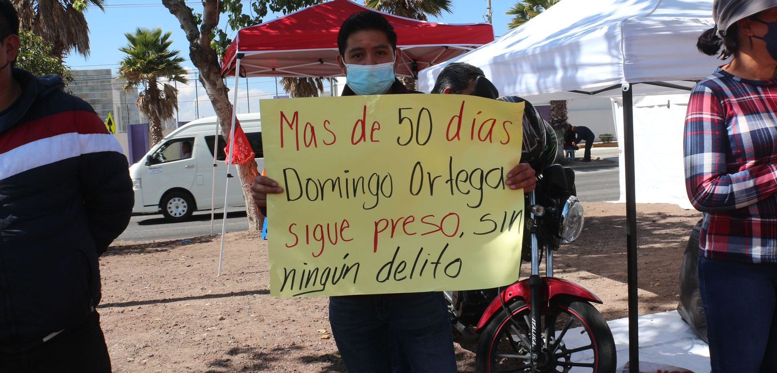 Protesta a favor de Domingo Ortega Butrón